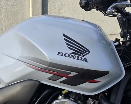 Белый Хонда CBF 600NА, объемом двигателя 0.6 л и пробегом 29 тыс. км за 5650 $, фото 38 на Automoto.ua