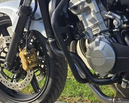 Белый Хонда CBF 600NА, объемом двигателя 0.6 л и пробегом 29 тыс. км за 5650 $, фото 25 на Automoto.ua