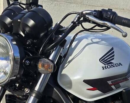 Белый Хонда CBF 600NА, объемом двигателя 0.6 л и пробегом 29 тыс. км за 5650 $, фото 19 на Automoto.ua