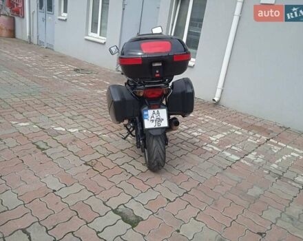 Хонда CBF 600NА, об'ємом двигуна 0.6 л та пробігом 32 тис. км за 7500 $, фото 34 на Automoto.ua