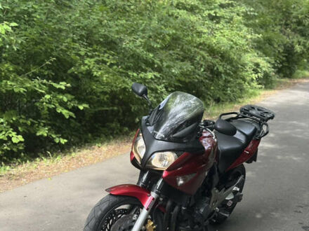 Хонда CBF 600S 2006 у Рівному на Automoto.ua Червоний Хонда CBF 600S, об'ємом двигуна 0.6 л та пробігом 32 тис. км за 4199 $, фото 1 на Automoto.ua