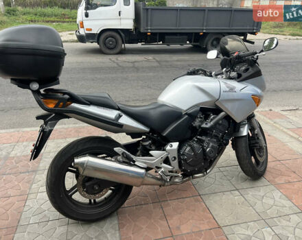 Серый Хонда CBF 600S, объемом двигателя 0.65 л и пробегом 59 тыс. км за 4299 $, фото 9 на Automoto.ua