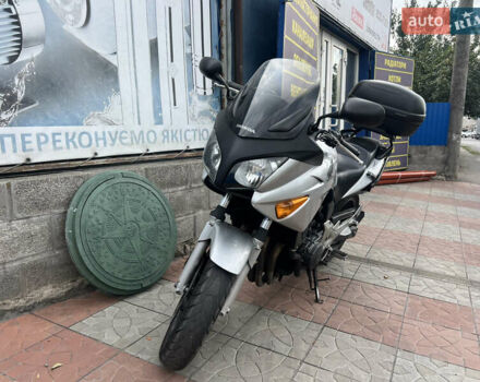 Серый Хонда CBF 600S, объемом двигателя 0.65 л и пробегом 59 тыс. км за 4299 $, фото 2 на Automoto.ua