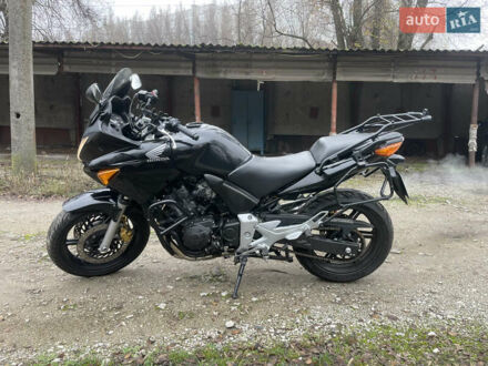 Чорний Хонда CBF 600SA, об'ємом двигуна 0.6 л та пробігом 23 тис. км за 4350 $, фото 1 на Automoto.ua