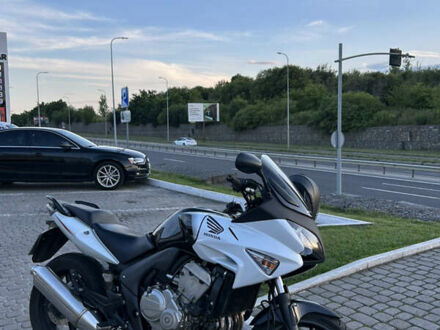 Черный Хонда CBF 600SA, объемом двигателя 0.6 л и пробегом 35 тыс. км за 5500 $, фото 1 на Automoto.ua