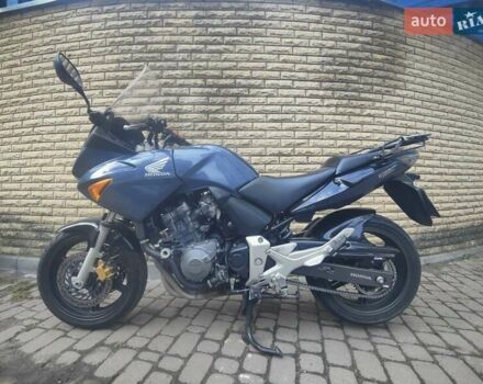 Хонда CBF 600SA, объемом двигателя 0 л и пробегом 80 тыс. км за 3999 $, фото 6 на Automoto.ua