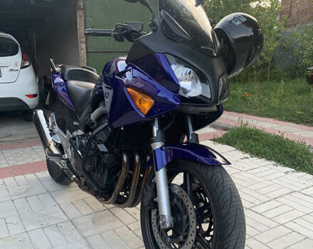 Хонда CBF 600SA, объемом двигателя 0.6 л и пробегом 34 тыс. км за 4200 $, фото 11 на Automoto.ua