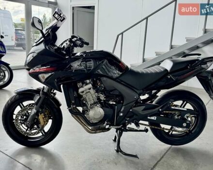 Хонда CBF 600SA, объемом двигателя 0.6 л и пробегом 30 тыс. км за 6199 $, фото 2 на Automoto.ua