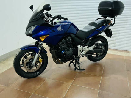 Хонда CBF 600SA, об'ємом двигуна 0 л та пробігом 48 тис. км за 4500 $, фото 1 на Automoto.ua