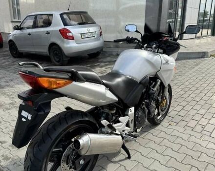 Серый Хонда CBF 600SA, объемом двигателя 0.6 л и пробегом 29 тыс. км за 4299 $, фото 9 на Automoto.ua