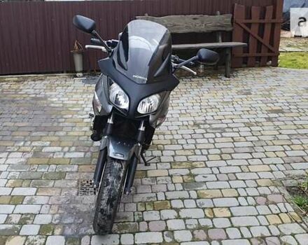 Сірий Хонда CBF 600SA, об'ємом двигуна 0 л та пробігом 27 тис. км за 4800 $, фото 3 на Automoto.ua