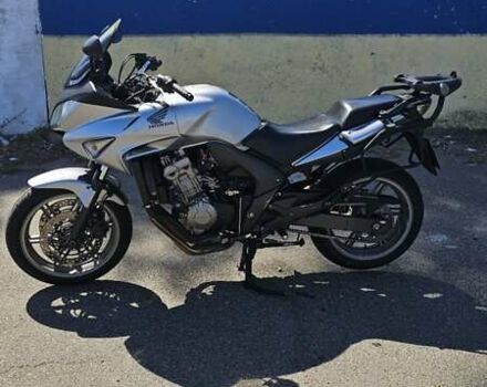 Серый Хонда CBF 600SA, объемом двигателя 0.6 л и пробегом 56 тыс. км за 6300 $, фото 3 на Automoto.ua