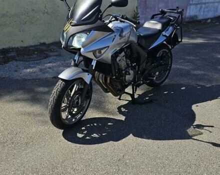 Серый Хонда CBF 600SA, объемом двигателя 0.6 л и пробегом 56 тыс. км за 6300 $, фото 2 на Automoto.ua
