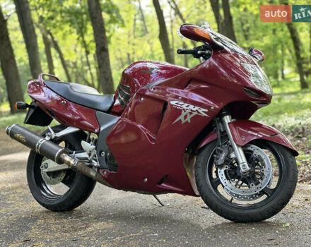 Червоний Хонда CBR 1100XX Blackbird, об'ємом двигуна 1.1 л та пробігом 74 тис. км за 6000 $, фото 2 на Automoto.ua