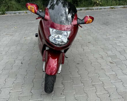 Красный Хонда CBR 1100XX Blackbird, объемом двигателя 1.1 л и пробегом 61 тыс. км за 4200 $, фото 4 на Automoto.ua