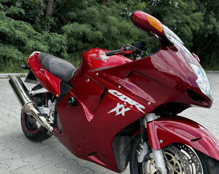 Красный Хонда CBR 1100XX Blackbird, объемом двигателя 1.1 л и пробегом 61 тыс. км за 4200 $, фото 20 на Automoto.ua