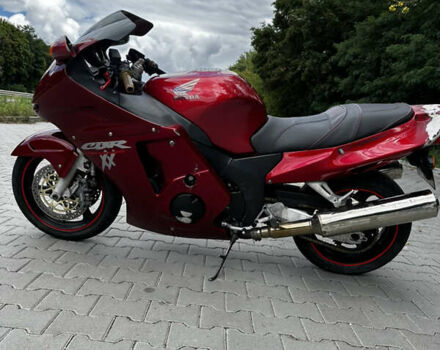 Красный Хонда CBR 1100XX Blackbird, объемом двигателя 1.1 л и пробегом 61 тыс. км за 4200 $, фото 23 на Automoto.ua