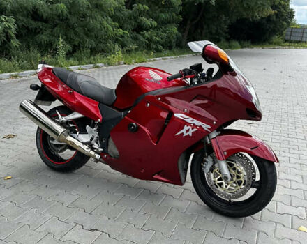 Красный Хонда CBR 1100XX Blackbird, объемом двигателя 1.1 л и пробегом 61 тыс. км за 4200 $, фото 1 на Automoto.ua