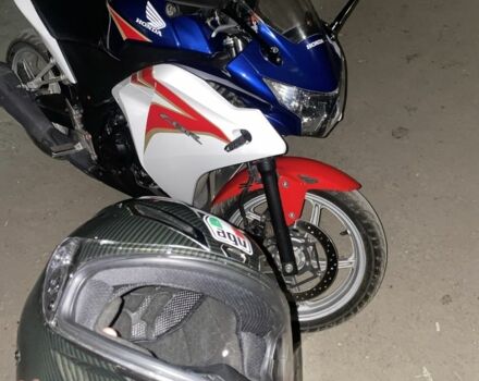 Хонда CBR 250, объемом двигателя 0.25 л и пробегом 0 тыс. км за 1500 $, фото 3 на Automoto.ua