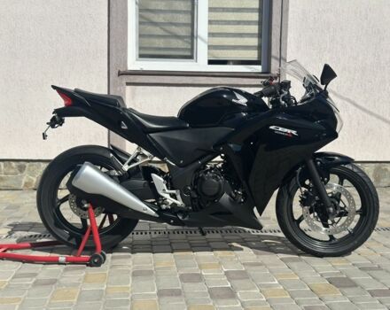 Хонда CBR 250, объемом двигателя 0.25 л и пробегом 0 тыс. км за 2700 $, фото 2 на Automoto.ua