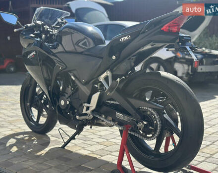 Черный Хонда CBR 250R, объемом двигателя 0.25 л и пробегом 7 тыс. км за 2900 $, фото 10 на Automoto.ua