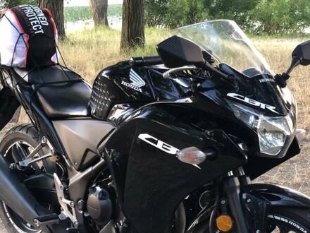 Хонда CBR 250R 2012 у Києві на Automoto.ua Чорний Хонда CBR 250R, об'ємом двигуна 0.25 л та пробігом 16 тис. км за 3000 $, фото 1 на Automoto.ua