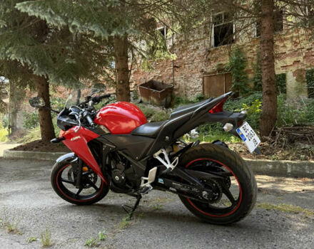 Красный Хонда CBR 250R, объемом двигателя 0.25 л и пробегом 10 тыс. км за 3200 $, фото 2 на Automoto.ua