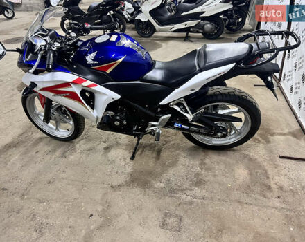Хонда CBR 250R, объемом двигателя 0.25 л и пробегом 22 тыс. км за 2700 $, фото 3 на Automoto.ua