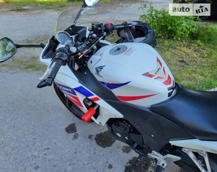 Хонда CBR 250R, об'ємом двигуна 0 л та пробігом 12 тис. км за 3350 $, фото 4 на Automoto.ua