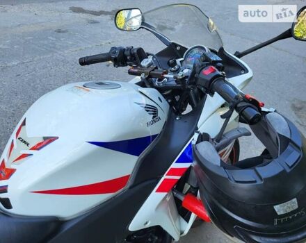 Хонда CBR 250R, об'ємом двигуна 0 л та пробігом 12 тис. км за 3350 $, фото 3 на Automoto.ua