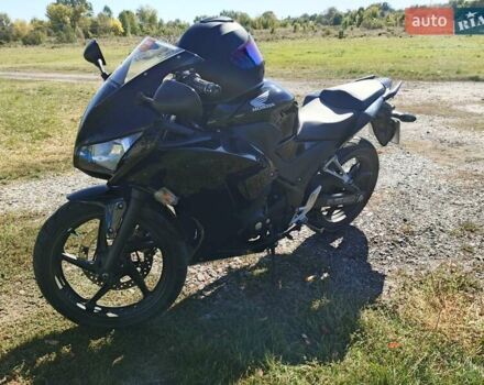 Хонда CBR 250R, объемом двигателя 0.25 л и пробегом 22 тыс. км за 3700 $, фото 4 на Automoto.ua