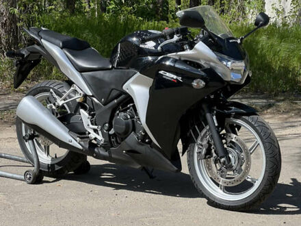 Хонда CBR 250R 2011 у Києві на Automoto.ua Хонда CBR 250R, об'ємом двигуна 0.25 л та пробігом 25 тис. км за 2700 $, фото 1 на Automoto.ua