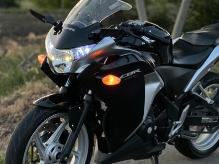 Хонда CBR 250R 2011 у Балаклее на Automoto.ua Хонда CBR 250R, об'ємом двигуна 0.25 л та пробігом 0 тис. км за 3100 $, фото 1 на Automoto.ua