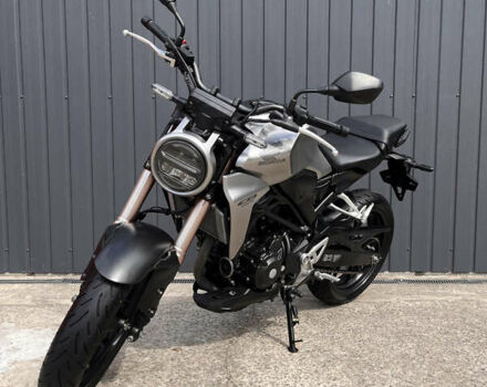 Серый Хонда CBR 250R, объемом двигателя 0.25 л и пробегом 22 тыс. км за 3900 $, фото 14 на Automoto.ua
