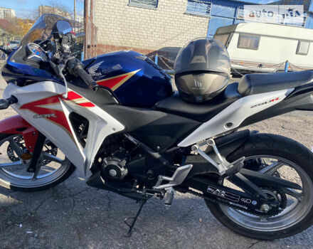Синий Хонда CBR 250R, объемом двигателя 0.25 л и пробегом 10 тыс. км за 2800 $, фото 4 на Automoto.ua