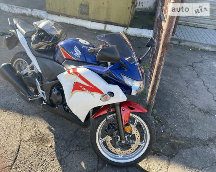 Синий Хонда CBR 250R, объемом двигателя 0.25 л и пробегом 10 тыс. км за 2800 $, фото 6 на Automoto.ua