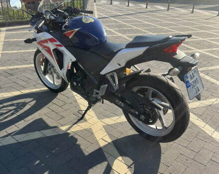 Синий Хонда CBR 250R, объемом двигателя 0.25 л и пробегом 26 тыс. км за 3000 $, фото 10 на Automoto.ua