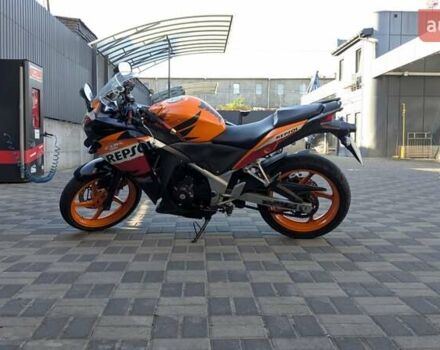 Оранжевый Хонда CBR 250R, объемом двигателя 0.25 л и пробегом 19 тыс. км за 3200 $, фото 8 на Automoto.ua