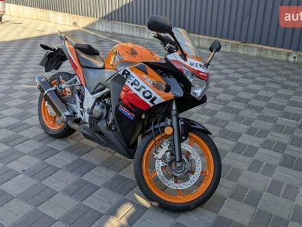 Помаранчевий Хонда CBR 250R, об'ємом двигуна 0.25 л та пробігом 19 тис. км за 3200 $, фото 1 на Automoto.ua