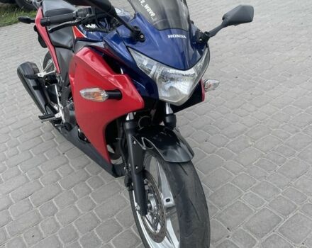 Хонда CBR 250RR, об'ємом двигуна 0.25 л та пробігом 0 тис. км за 1500 $, фото 4 на Automoto.ua
