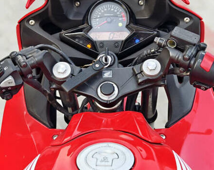 Червоний Хонда CBR 300R, об'ємом двигуна 0.3 л та пробігом 10 тис. км за 3400 $, фото 5 на Automoto.ua