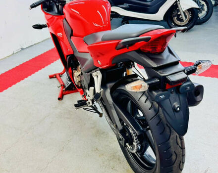Красный Хонда CBR 300R, объемом двигателя 0.3 л и пробегом 10 тыс. км за 3300 $, фото 7 на Automoto.ua