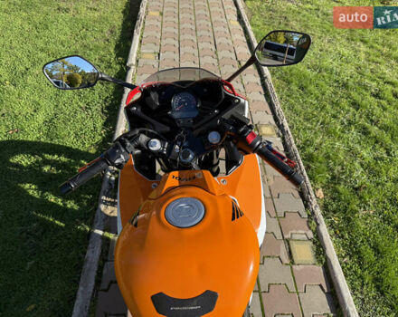 Оранжевый Хонда CBR 300R, объемом двигателя 0.29 л и пробегом 17 тыс. км за 3300 $, фото 6 на Automoto.ua
