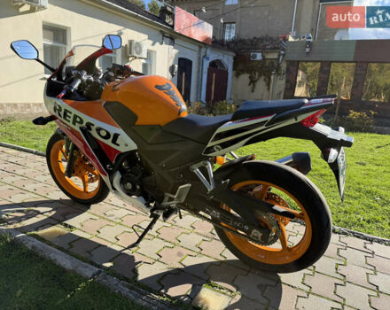 Оранжевый Хонда CBR 300R, объемом двигателя 0.29 л и пробегом 17 тыс. км за 3300 $, фото 4 на Automoto.ua