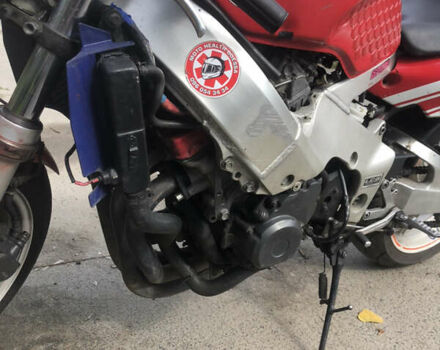 Красный Хонда CBR 400F, объемом двигателя 0.4 л и пробегом 154 тыс. км за 1500 $, фото 6 на Automoto.ua