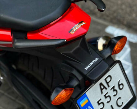 Белый Хонда CBR 400R, объемом двигателя 0.4 л и пробегом 20 тыс. км за 5200 $, фото 9 на Automoto.ua