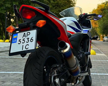 Белый Хонда CBR 400R, объемом двигателя 0.4 л и пробегом 20 тыс. км за 5200 $, фото 3 на Automoto.ua