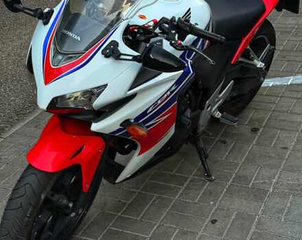 Белый Хонда CBR 400R, объемом двигателя 0.4 л и пробегом 20 тыс. км за 5200 $, фото 4 на Automoto.ua