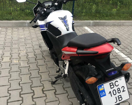 Белый Хонда CBR 400R, объемом двигателя 0.4 л и пробегом 36 тыс. км за 4200 $, фото 3 на Automoto.ua