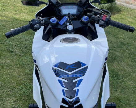 Белый Хонда CBR 400R, объемом двигателя 0.4 л и пробегом 28 тыс. км за 4800 $, фото 9 на Automoto.ua